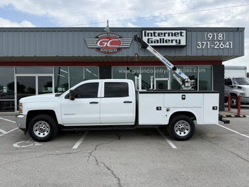 Used 2019 Chevrolet Silverado 2500 4x4 Crew Cab image 1