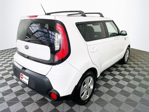 Used 2016 Kia Soul w/ Convenience Package FWD image 9