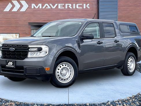 Used 2023 Ford Maverick XL FWD image 3