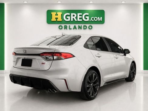 Used 2025 Toyota Corolla SE FWD image 6