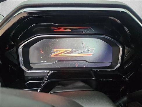 Used 2025 Chevrolet Silverado 2500 LT AWD/4WD image 18