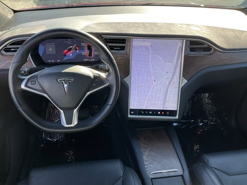 Used 2017 Tesla Model X 75D image 41