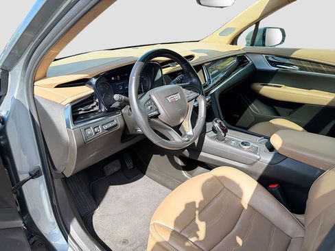Used 2023 Cadillac XT6 Premium Luxury w/ Platinum Package FWD image 28