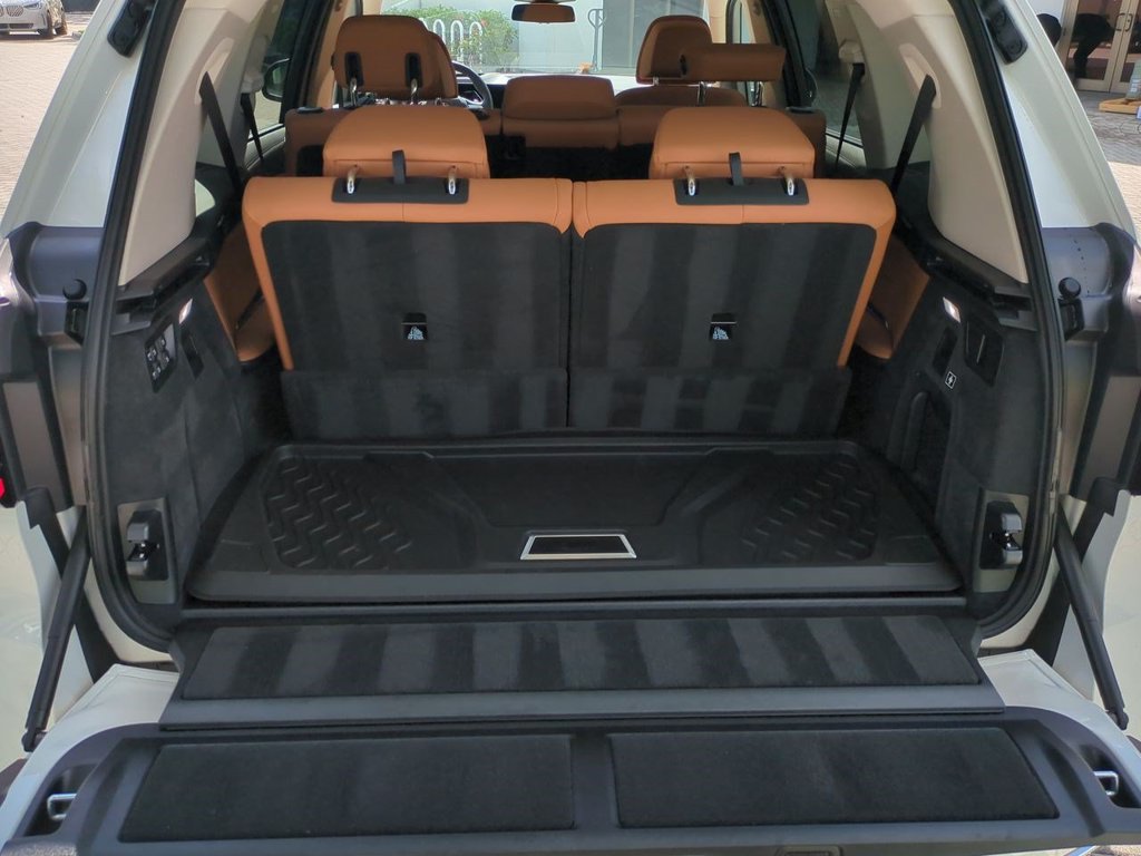 New 2026 BMW X7 xDrive40i w/ Premium Package AWD/4WD image 13