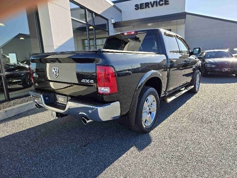 Used 2017 RAM 1500 Big Horn image 3