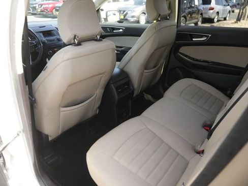 Used 2015 Ford Edge SEL image 11