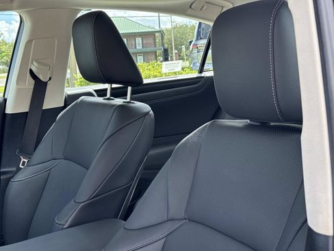 Used 2024 Lexus ES 350 w/ Premium Package FWD image 14
