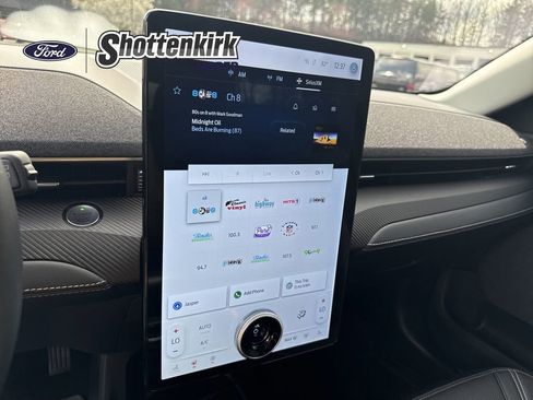 Used 2023 Ford Mustang Mach-E Premium image 28