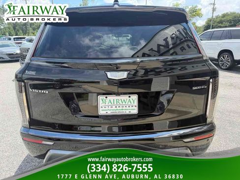 Used 2026 Cadillac Vistiq Sport w/ LPO, Floor Liner Package AWD/4WD image 4