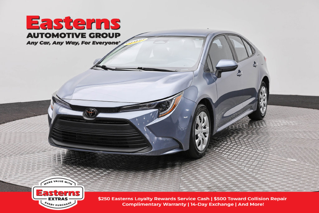 Used 2024 Toyota Corolla LE FWD image 1