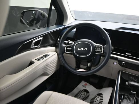Used 2026 Kia Carnival SX w/ SX Dark Edition Package FWD image 24