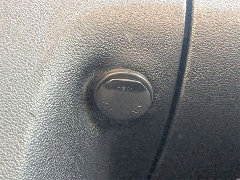 Used 2008 Saturn Sky image 23