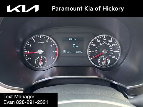 Used 2022 Kia Telluride LX image 35