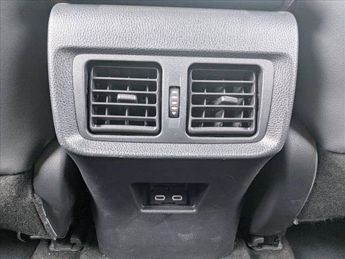 Used 2024 Toyota Venza Nightshade AWD/4WD image 18