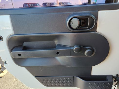 Used 2007 Jeep Wrangler X image 22