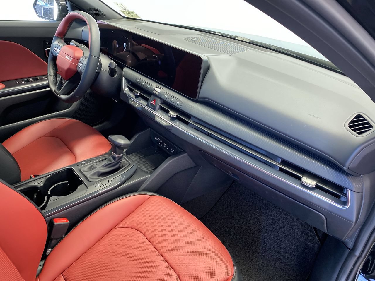 New 2026 Kia K4 GT-Line FWD image 31
