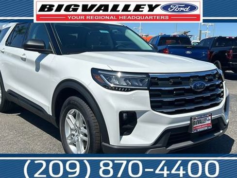 New 2026 Ford Explorer Active w/ Active Comfort Package RWD image 1