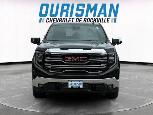 Used 2024 GMC Sierra 1500 SLT AWD/4WD image 8