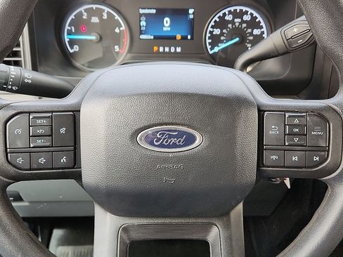 Used 2024 Ford F250 XLT image 11