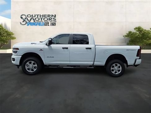 New 2025 RAM 2500 Big Horn AWD/4WD image 2