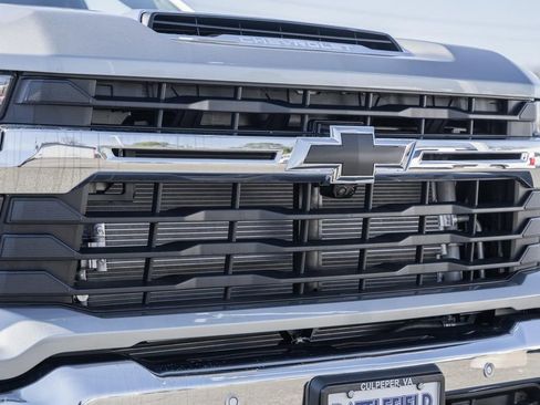 New 2026 Chevrolet Silverado 3500 LT AWD/4WD image 10