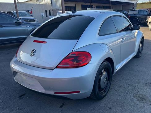Used 2015 Volkswagen Beetle 1.8T FWD image 6
