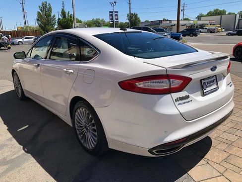 Used 2013 Ford Fusion Titanium w/ Titanium Driver Assist Pkg FWD image 4