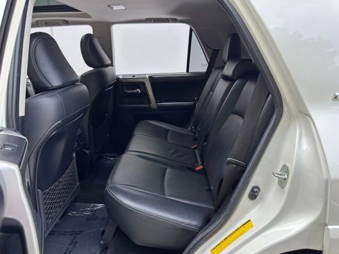 Used 2018 Toyota 4Runner Limited AWD/4WD image 38