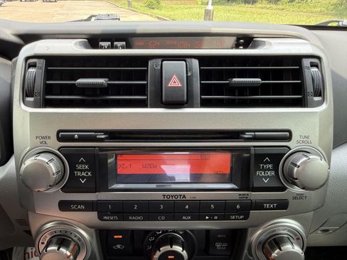 Used 2012 Toyota 4Runner SR5 RWD image 22