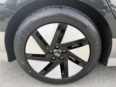 Used 2023 Hyundai Ioniq 6 SE AWD/4WD image 52