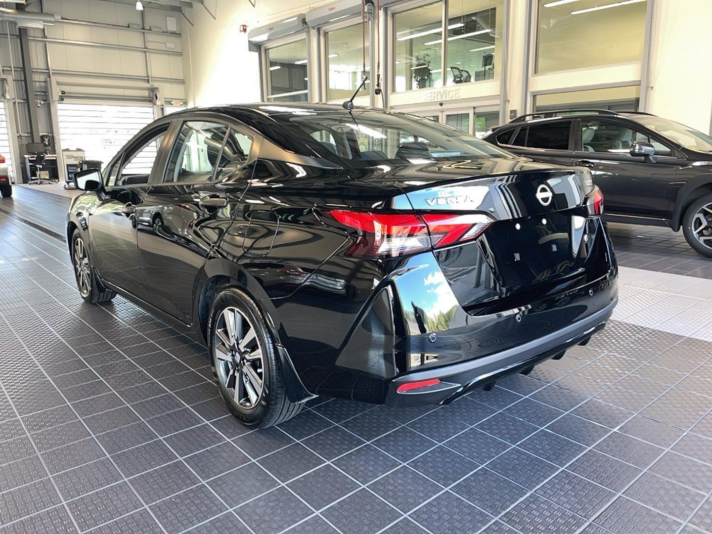 Used 2025 Nissan Versa S w/ S Plus Package FWD image 9