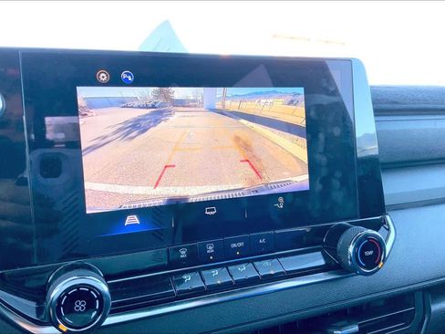 Used 2023 Chevrolet Colorado Trail Boss w/ Advanced Trailering Package image 26