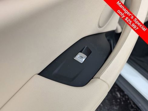 Used 2021 BMW X3 xDrive30i w/ Premium Package image 11