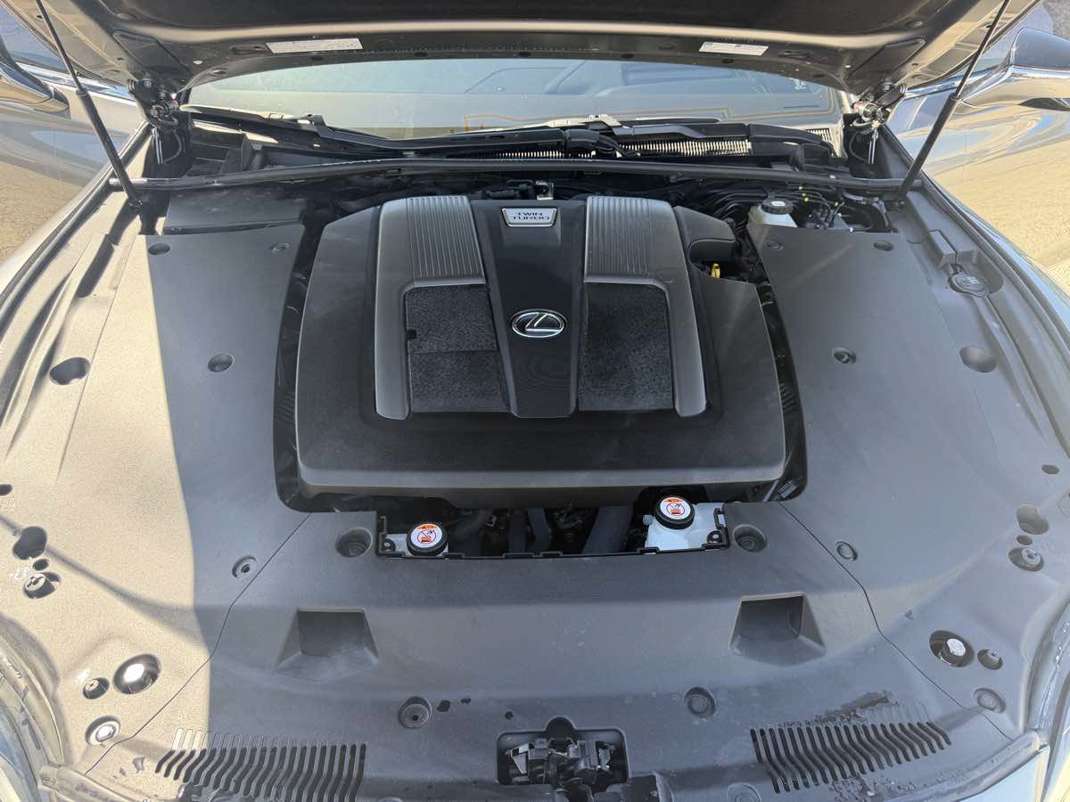 Used 2023 Lexus LS 500 AWD w/ Executive Package image 22
