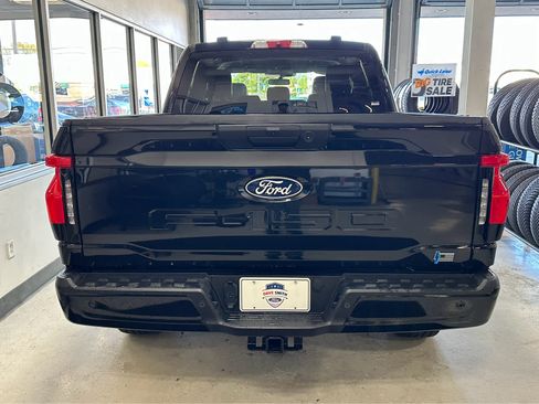 Used 2025 Ford F150 Lightning Flash AWD/4WD image 4
