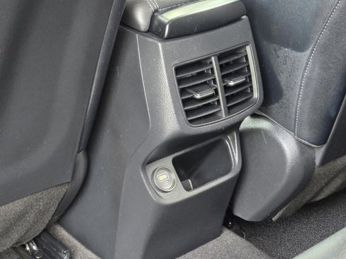 Used 2021 Kia Seltos SX image 21