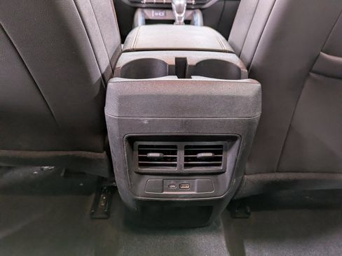 Used 2024 GMC Canyon AT4 image 23