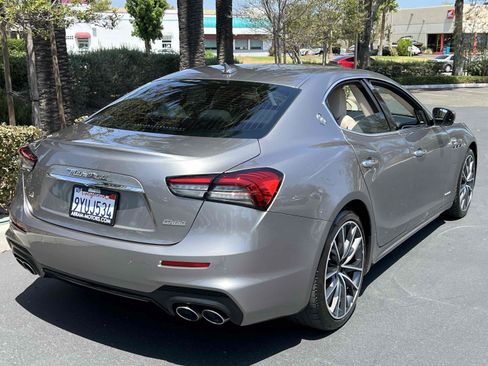Used 2021 Maserati Ghibli S GranSport RWD image 24