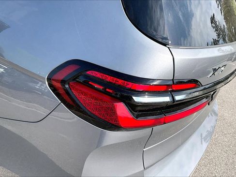 Used 2026 BMW X7 xDrive40i w/ Executive Package image 30