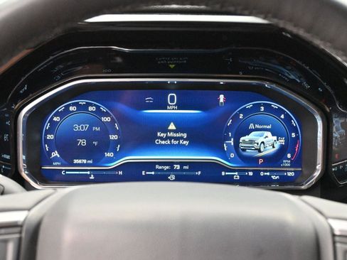 Used 2023 Chevrolet Silverado 1500 High Country w/ High Country Premium Package image 18