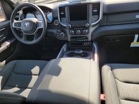 Used 2022 RAM 1500 Big Horn AWD/4WD image 21