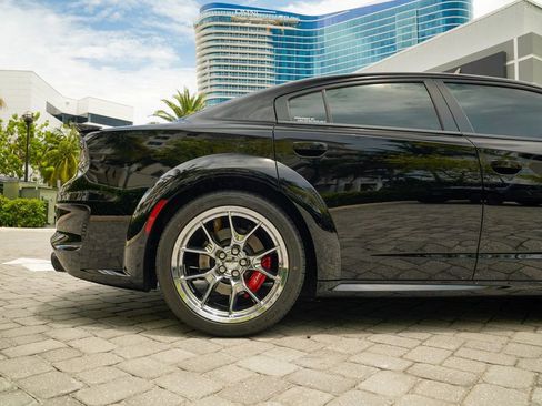 Used 2022 Dodge Charger SRT Hellcat image 18