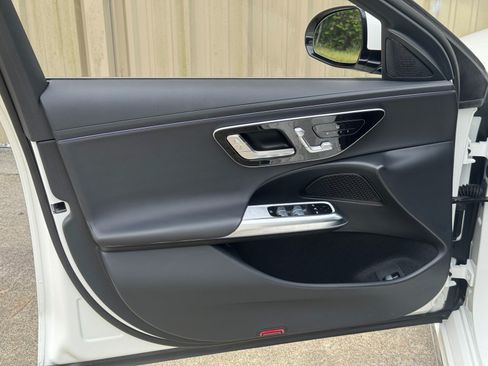 Used 2025 Mercedes-Benz E 350 Sedan w/ Winter Package image 42