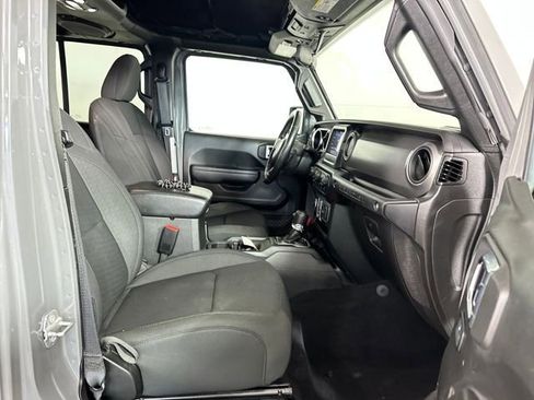 Used 2023 Jeep Wrangler Unlimited w/ Cold Weather Group AWD/4WD image 28