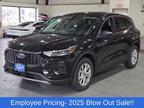 New 2025 Ford Escape Active w/ Cold Weather Package FWD image 5