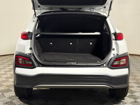 Used 2021 Hyundai Kona Limited w/ Cargo Package FWD image 6