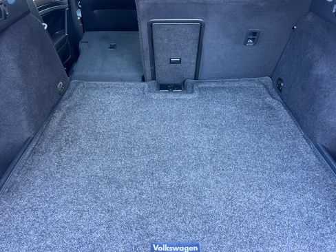 Used 2015 Volkswagen Golf TDI image 15