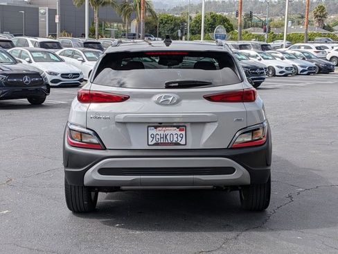 Used 2023 Hyundai Kona SEL AWD/4WD image 7