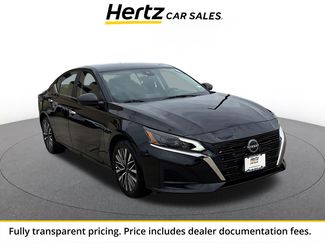 Used 2025 Nissan Altima 2.5 SV FWD video 1