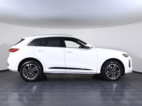 Used 2025 Audi Q5 Premium w/ Convenience Package AWD/4WD image 6
